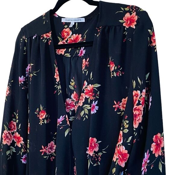 Collective Concepts Dark Floral Surplice Wrap Tie Sleeve Blouse Sz XL - Picture 2 of 12